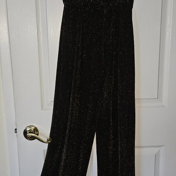 Black & Gold Glitter Romper - Picture 3 of 3